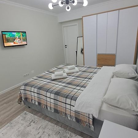 Аэропорт Апартаменты 24&24 Chisinau Bagian luar foto